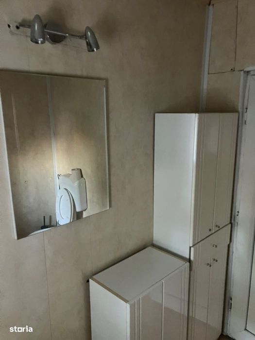 Apartament 3 camere , zona Vitan