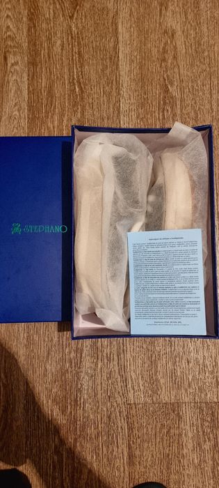 Pantofi piele naturala noi cu certificat M 40