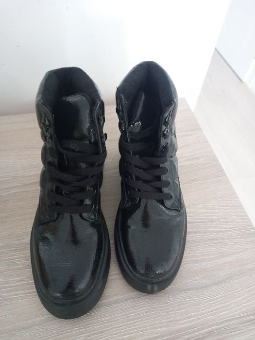 Ghete marime 37 negre