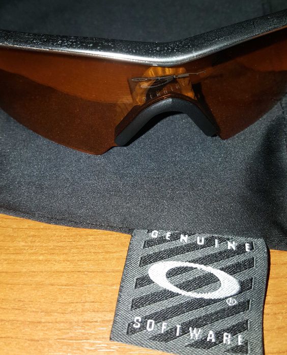 Ochelari Oakley sporturi profesionali