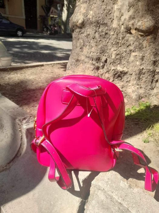 Дамска раница