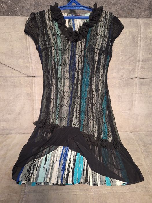 Продам платье одевалось 1 раз