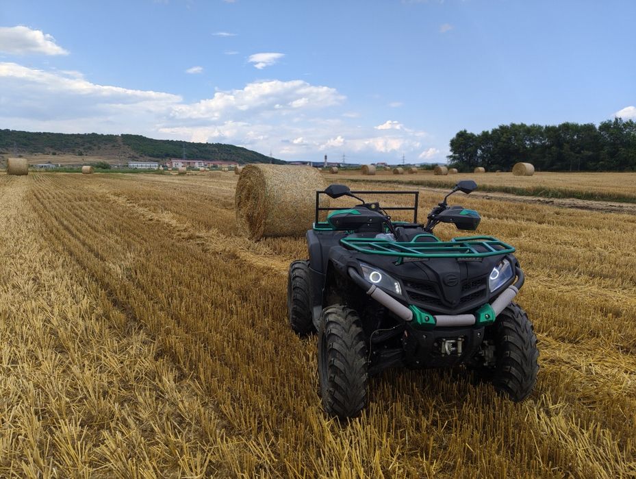 Vând ATV CFMOTO 450s