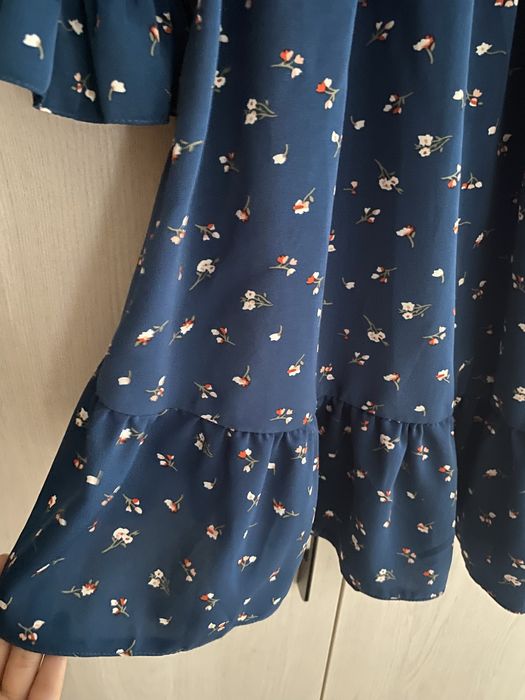 Платье в цветочках