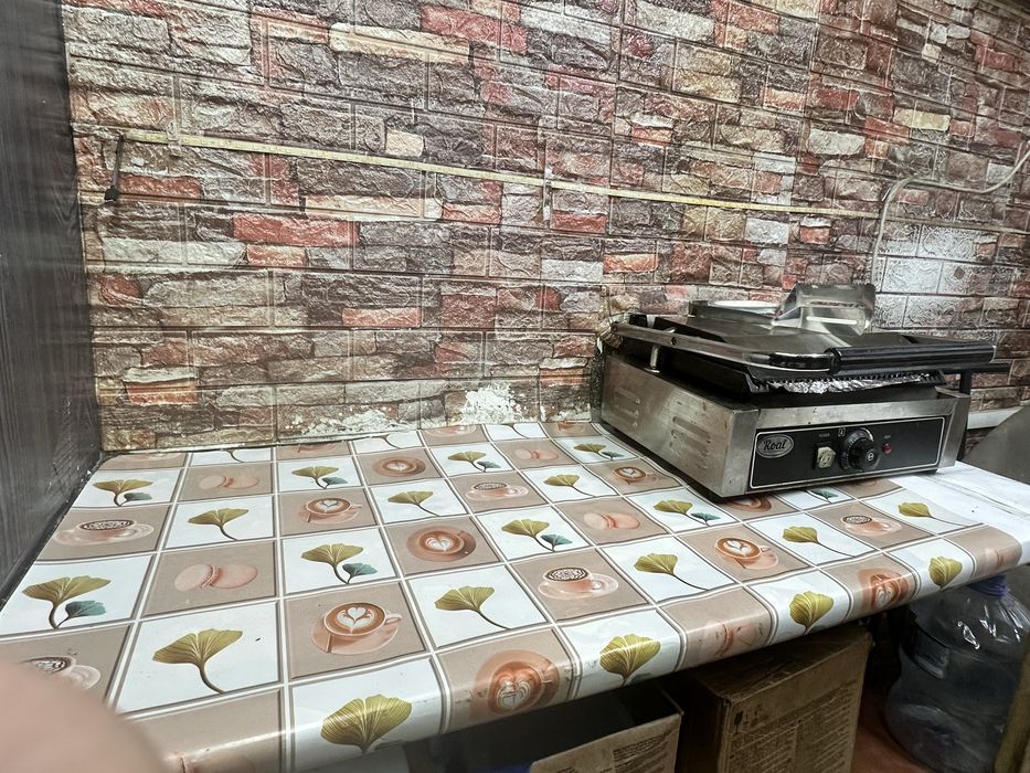 Продам донерный.