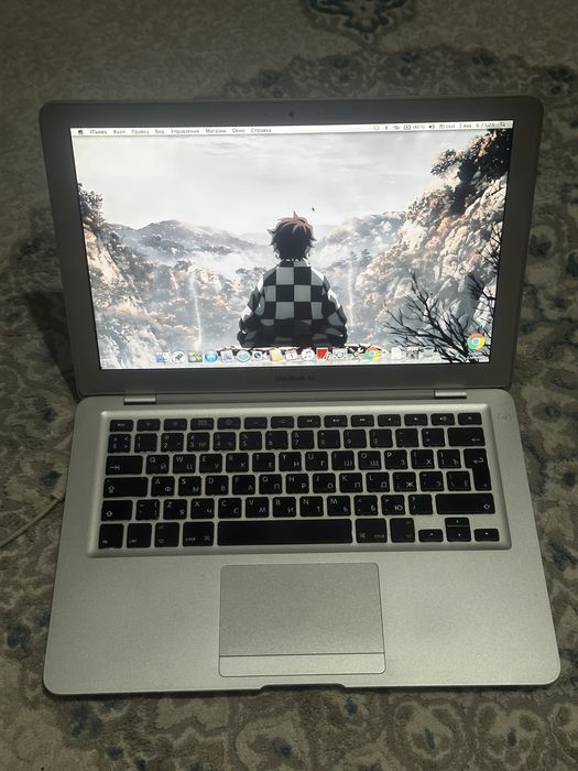 Macbook air хорошем состоянии
