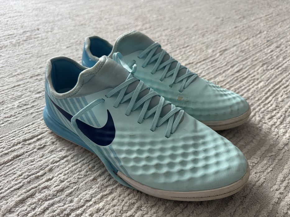 Футзалка Nike Magista