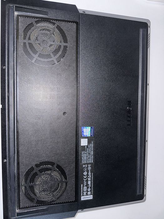 Продается ноутбук почти новый