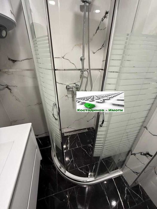 Продава се Тристаен апартамент в Пловдив, Съдийски - 118 кв.м за 1695 €/кв.м - Снимка #16