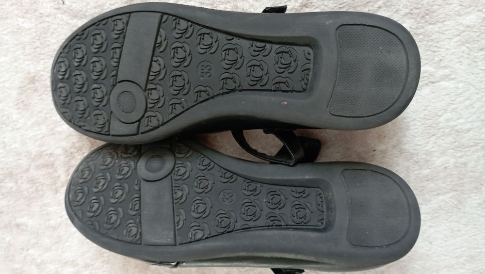 Елегантни официални обувки 33 номер