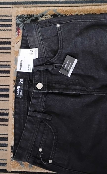 Vând blugi bărbați