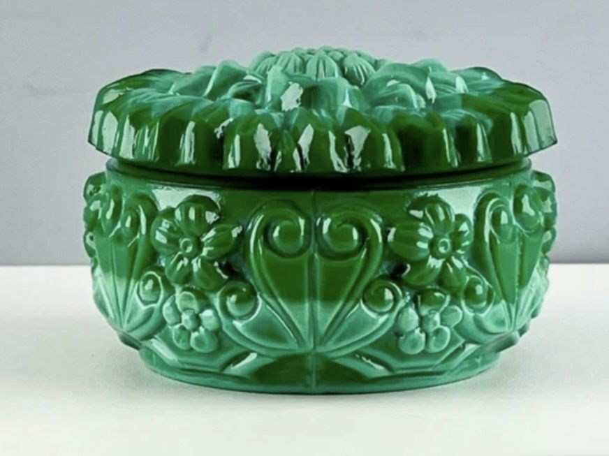 Винтажная Шкатулка Хризантема. Малахитовое стекло. Чехословакия.