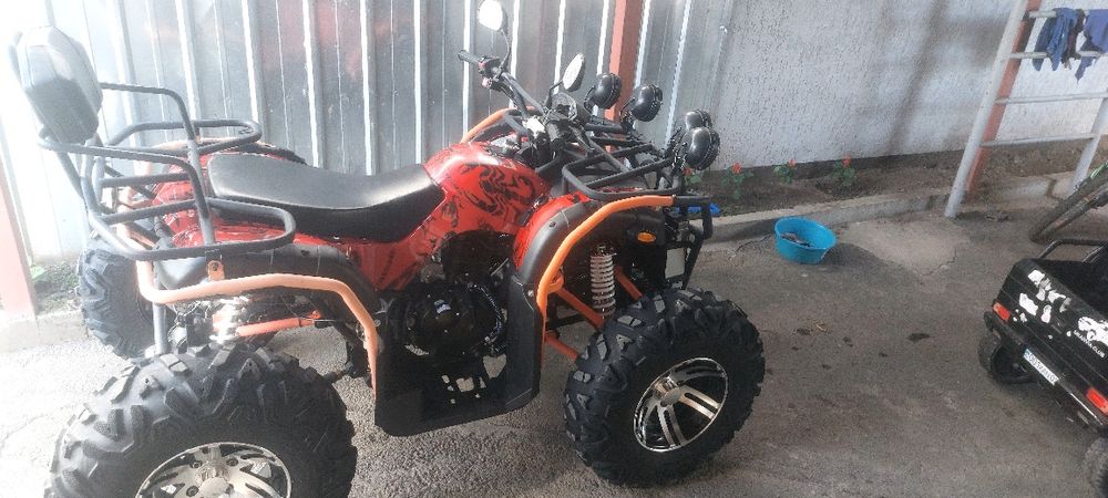 продам квадроцикл 300 куб