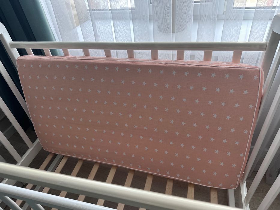 Кроватка детская