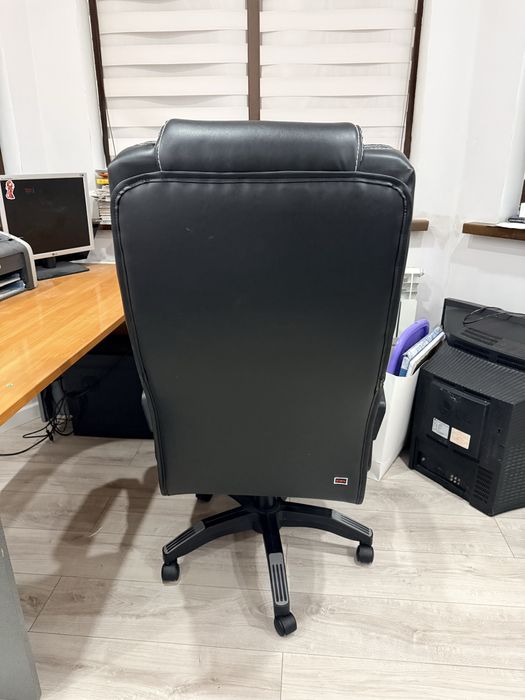 Продам Кресло офисное