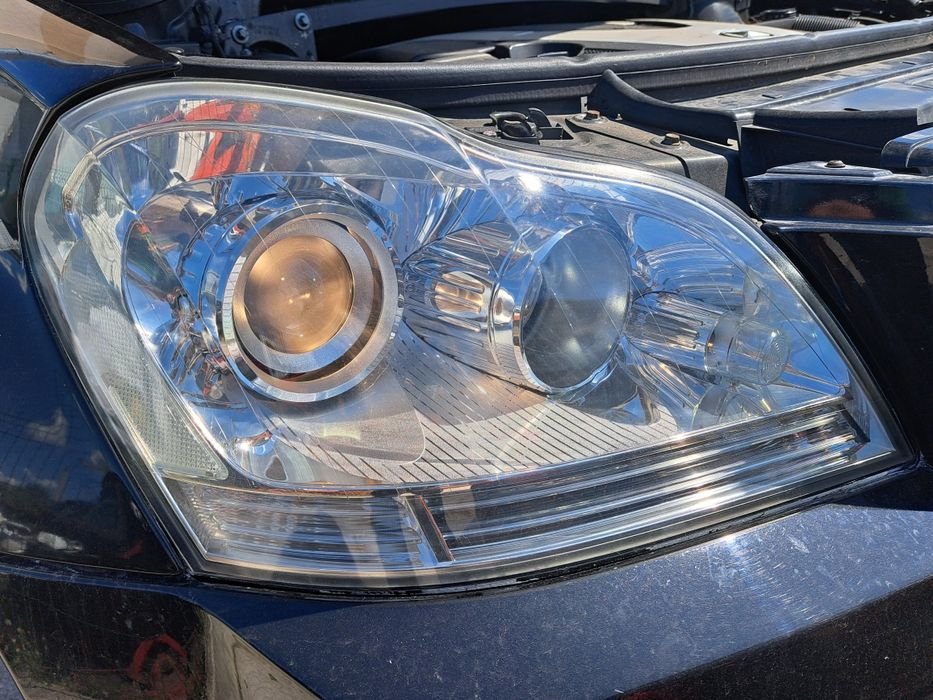 Десен фар Мерцедес ГЛ Х164 Mercedes GL X164
