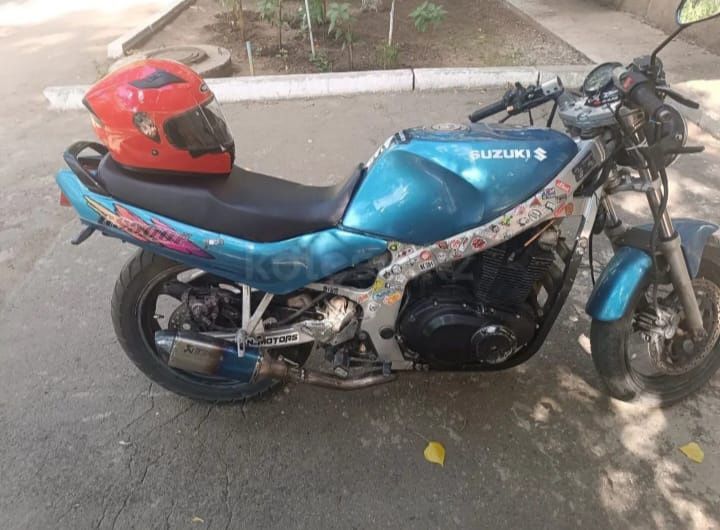 Продам мотоцикл suzuki