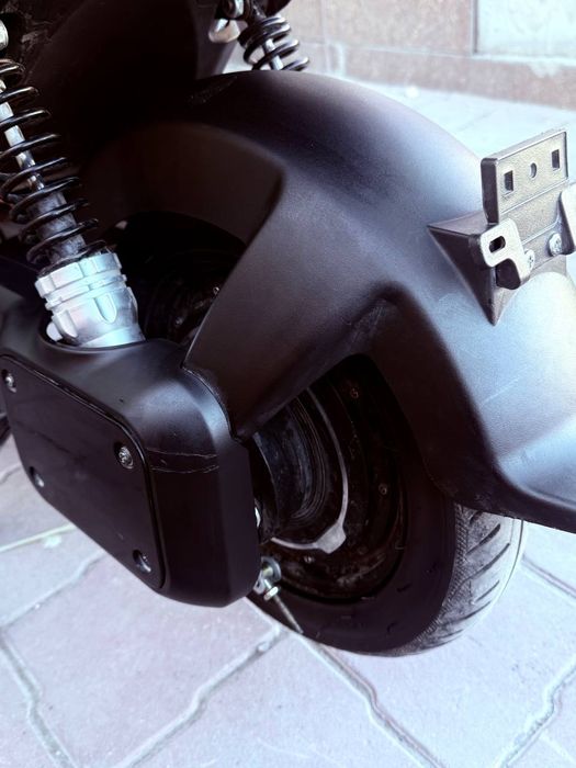 Электроскутер танк 109