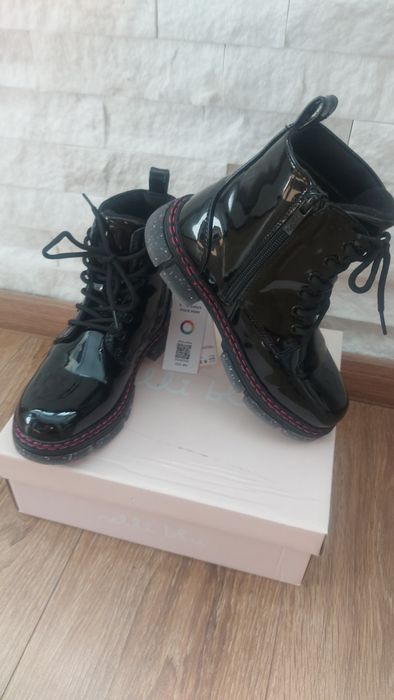 Детски нови боти с топла вата 33номер(21см стелка)