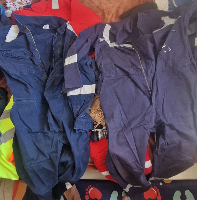 Комбинезон зимний. Спецодежда.