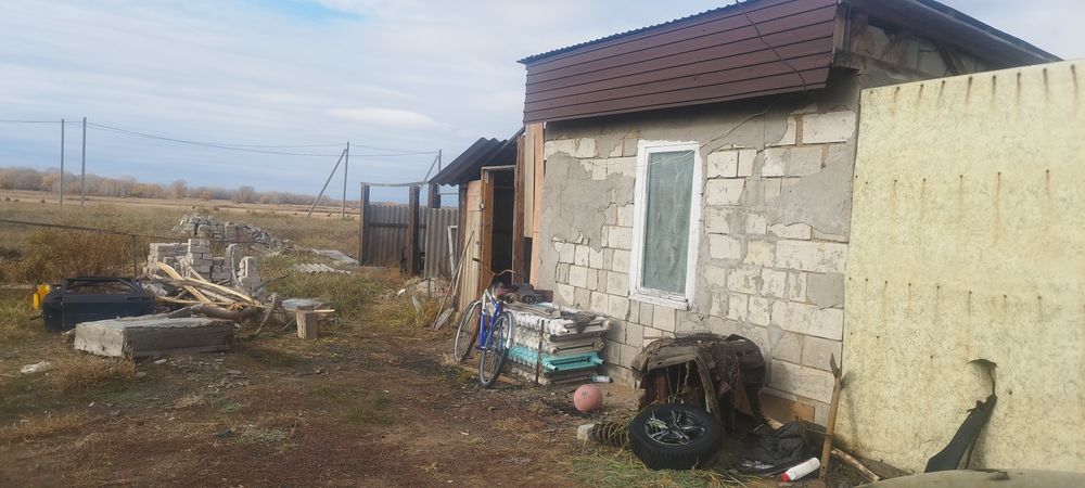Продам недостроенный дом село Павлодарское