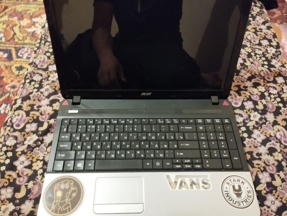 Acer E1-571G noutbuk