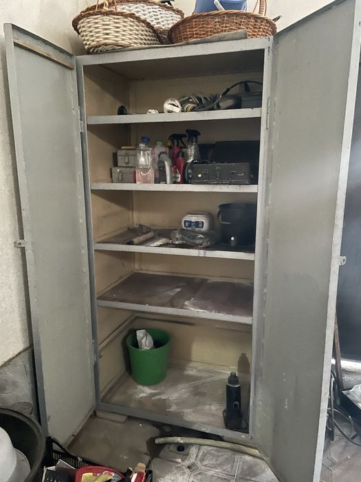 Шкаф отличном состаяние