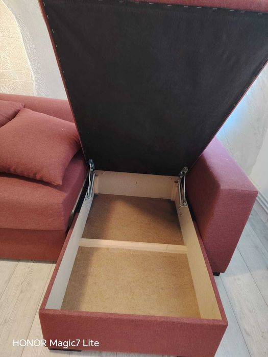 Colțar extensibil + 3 perne mari cadou