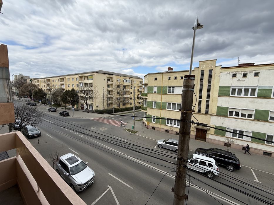 Ofer spre inchiriere Apartament 3 Camere in zona Centrala Bd. Traian