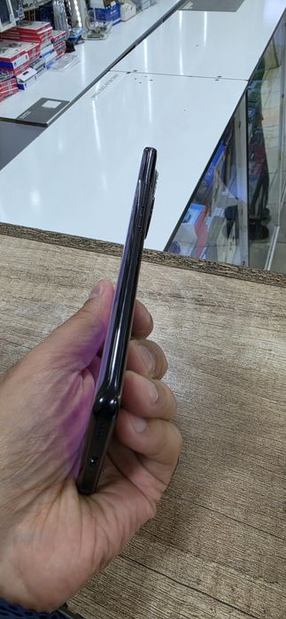 Продам Honor 50  6+2/128gb black
