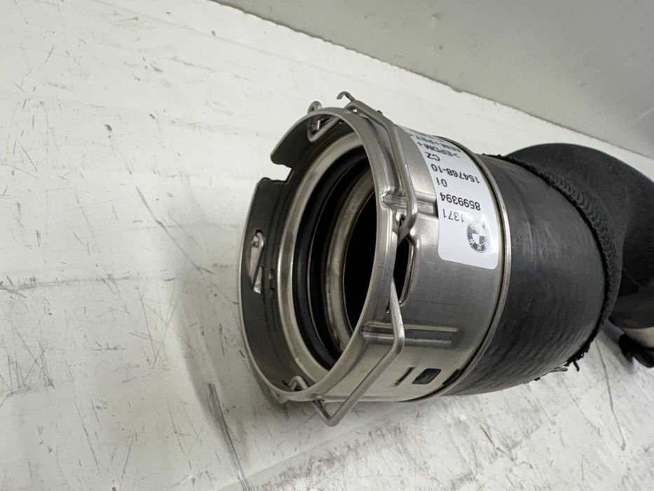 Тръба всмукателен колектор към интеркулер БМВ Х3 Г01 Х4 Г02 3.0d 4.0d