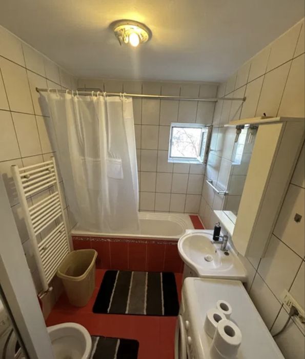 Inchiriez apartament ARED UTA