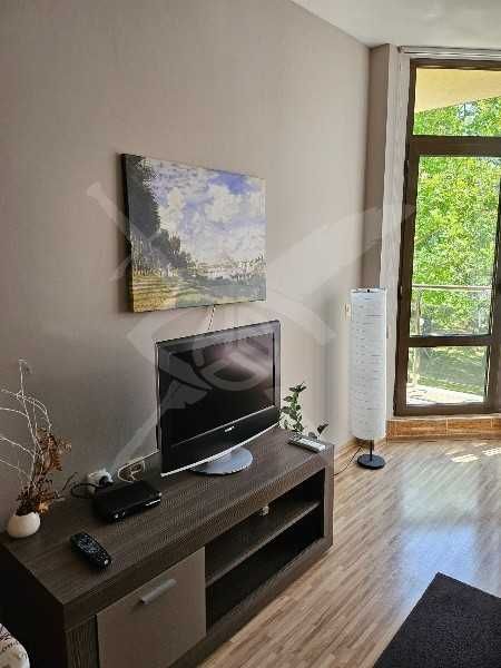 Дава се под наем Двустаен апартамент в Хисаря - 63 кв.м за 134658.87 € - Снимка #2