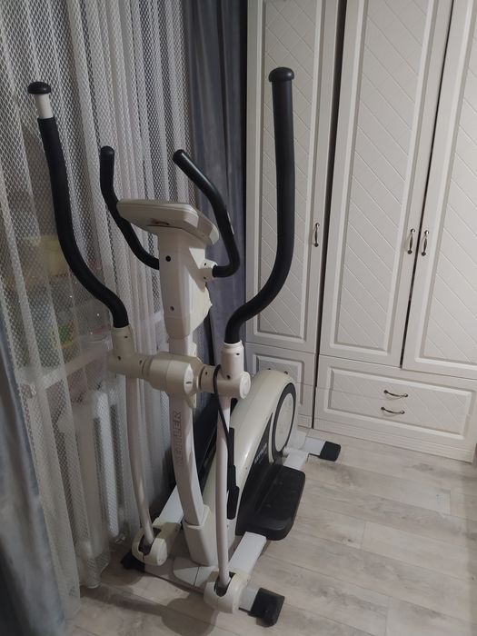 эллиптический тренажер