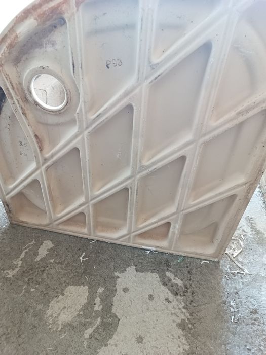 Порцеланово поддушово корито 90/90 овал