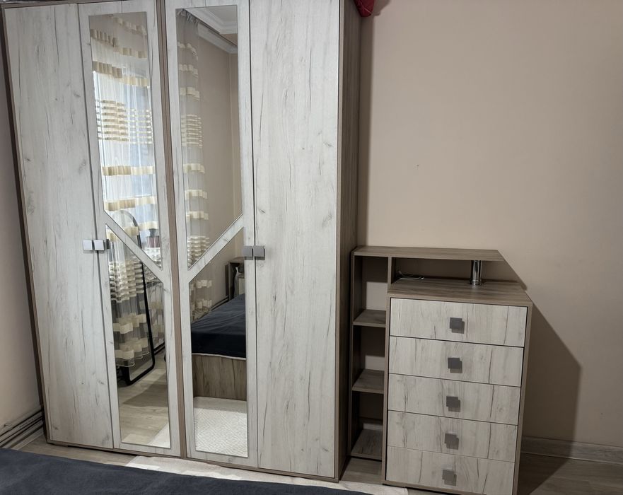 Спальный гарнитур