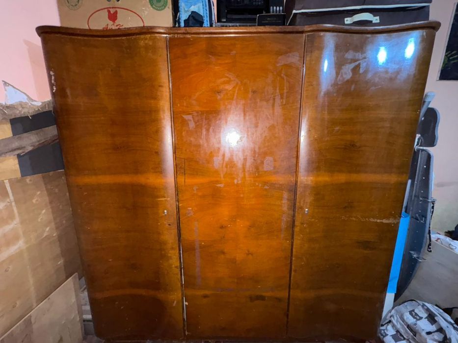 Продается шкаф..