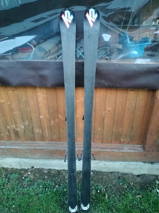 Se vând ski K2 Apache