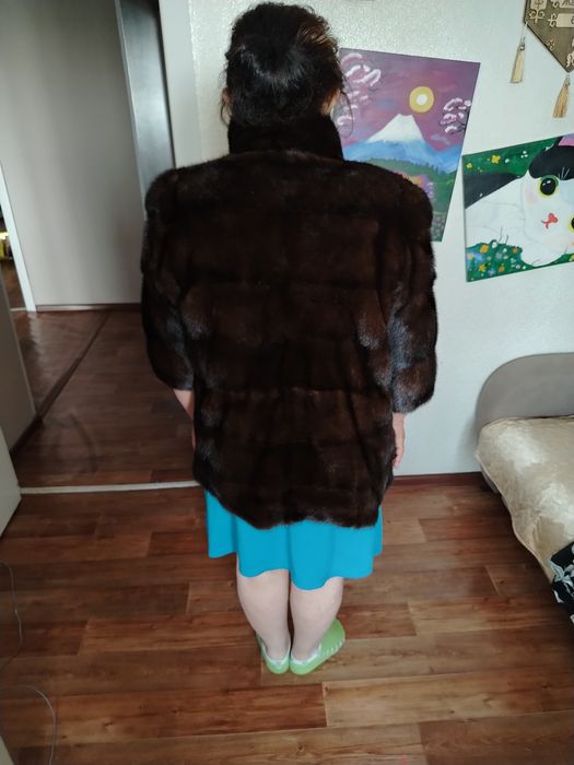 Продам норковую шубу