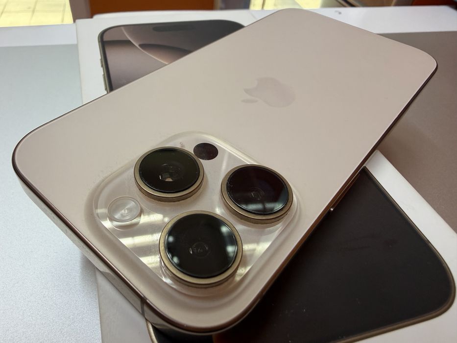 iPhone 16 pro Desert 128gb Отличен !