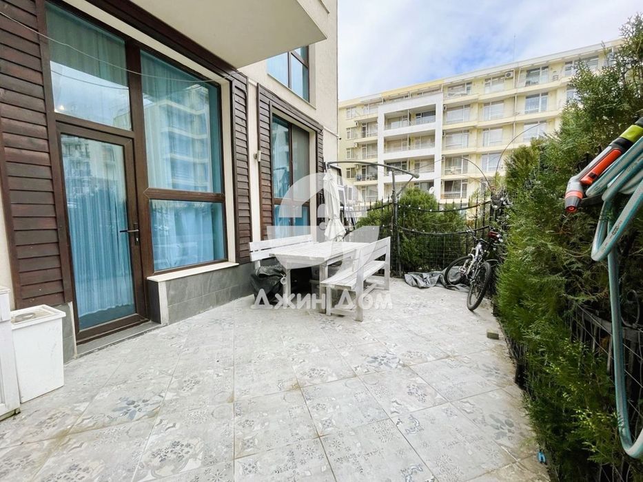 Продава се Четиристаен апартамент в к.к. Слънчев бряг - 135 кв.м за 1000 €/кв.м - Снимка #3