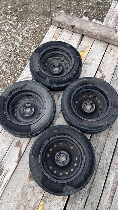 Диски с резинка / 14 . Цена 35.000тг