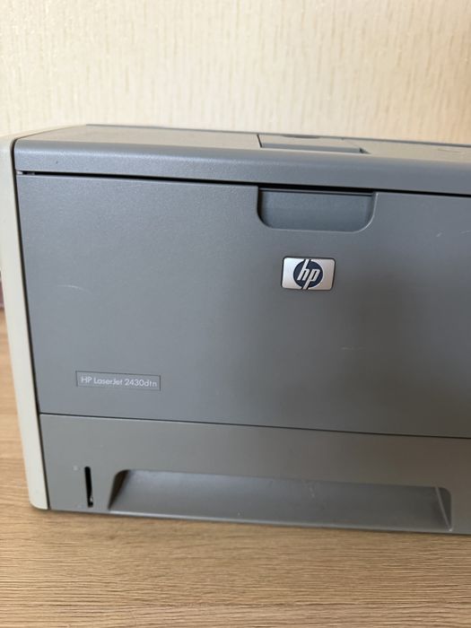 Принтер Hp б/у, рабочий , краска все есть