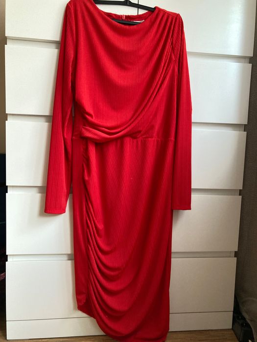 Рокля H&M             .