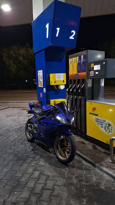 Yamaha YZF R125 2013