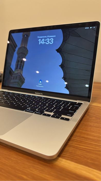 Продам Macbook pro m2 256gig