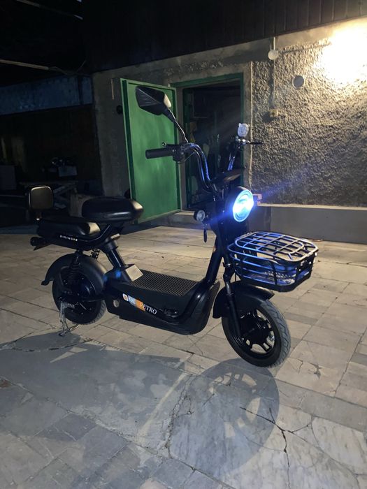 Продам электро скутер Vetro