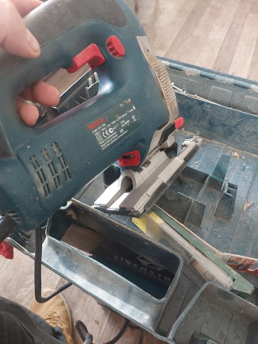 Vand fierastrau Pendular Bosch  fabricat în Elvetia Gs BCEt 135