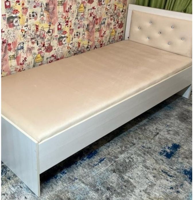 Кровать односпальная