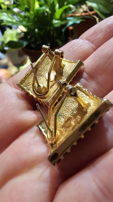 Френски шик: Ювелирен комплект с кристали Swarovski и позлата